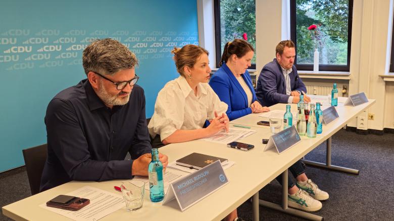 Pressekonferenz zu Künstlicher Intelligenz